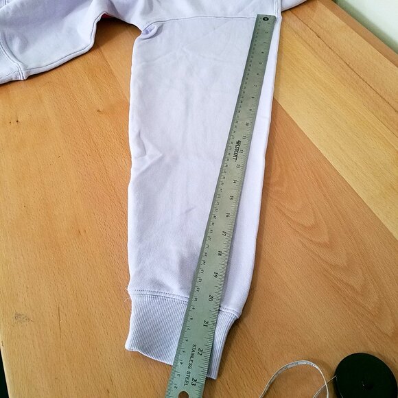 Wildfox Dogs Love Me Sweatshirt – Violet/Pink – Size M – NWT - Picture 10 of 14